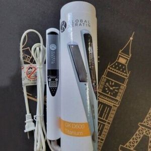 GK Hair D600 Flat Iron